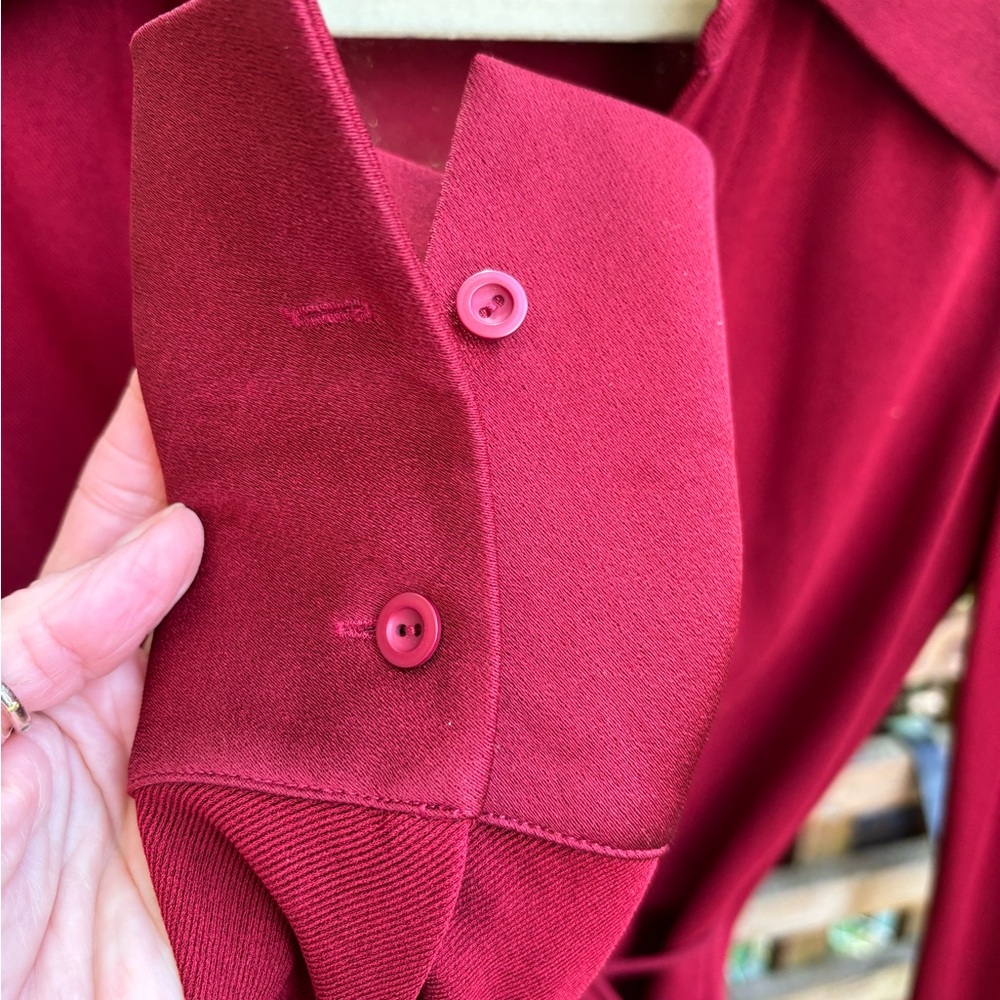 Beautiful rich burgundy/red,fine jersey-like, wrap around, long sleeve blouse. - Picture 4 of 6